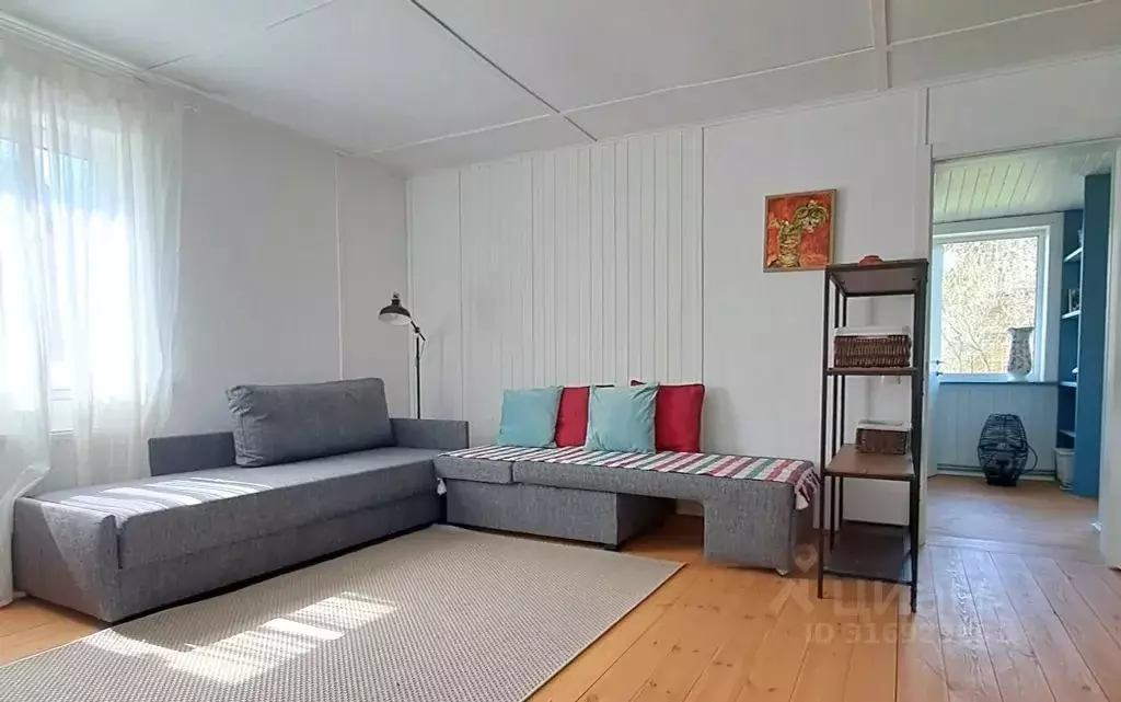 Дом в Калужская область, Таруса ул. Комарова, 12 (70 м) - Фото 1