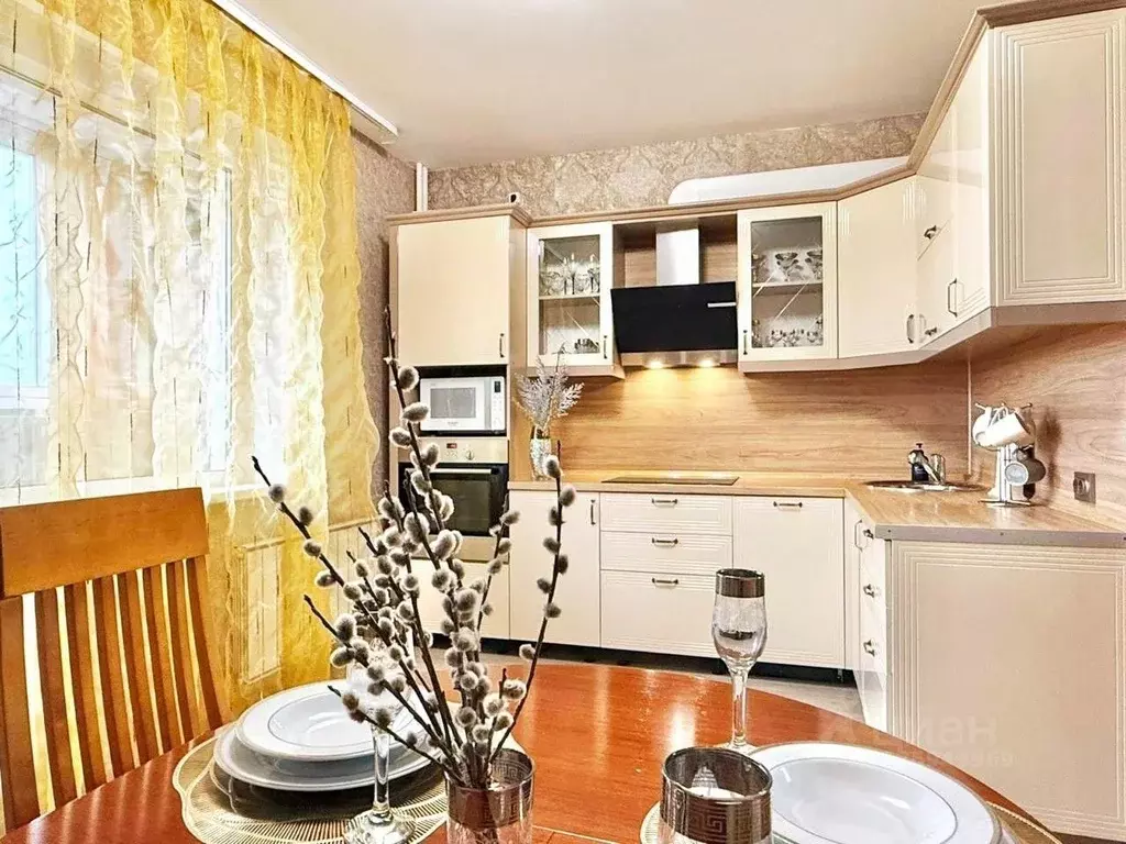 2-к кв. Челябинская область, Челябинск ул. Александра Шмакова, 40 ... - Фото 0