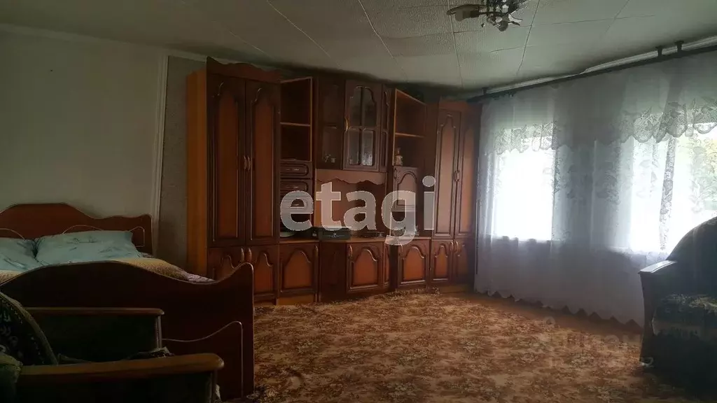 Дом в Саратовская область, Балашовский район, с. Новопокровское ... - Фото 0