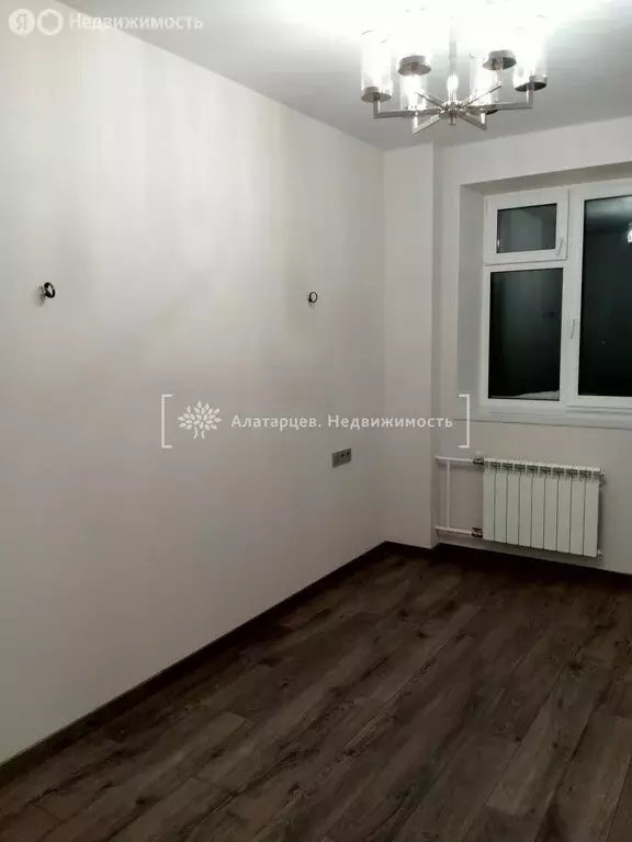 3-комнатная квартира: Томск, проспект Кирова, 34 (56.2 м) - Фото 1