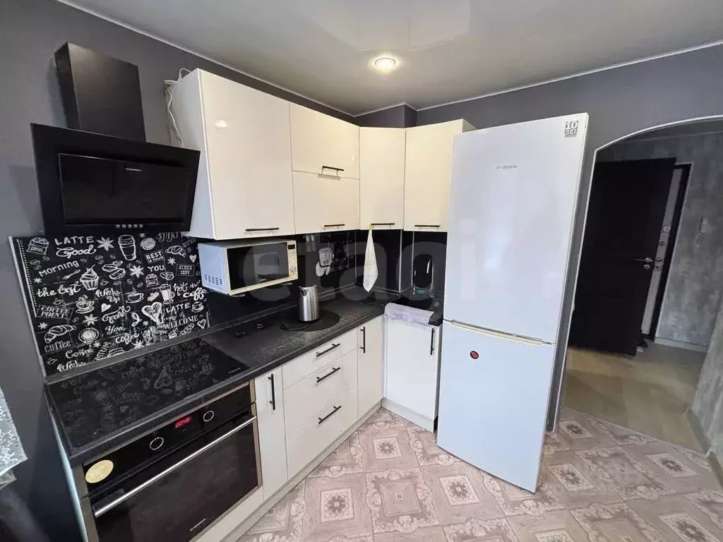 1-к кв. Тюменская область, Тюмень ул. Коммунаров, 39 (30.0 м) - Фото 2