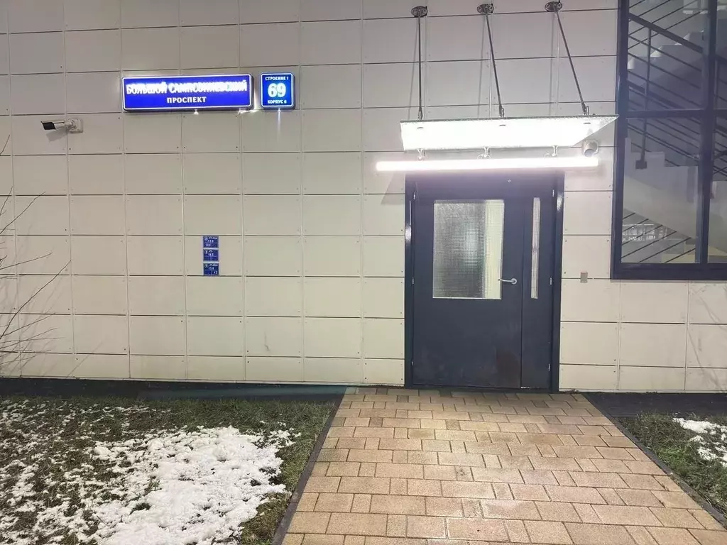 Гараж в Санкт-Петербург Большой Сампсониевский просп., 69к6 (17 м) - Фото 1