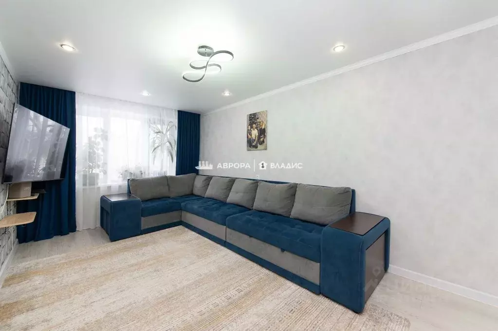 3-к кв. Челябинская область, Магнитогорск ул. Труда, 49/1 (64.9 м) - Фото 1