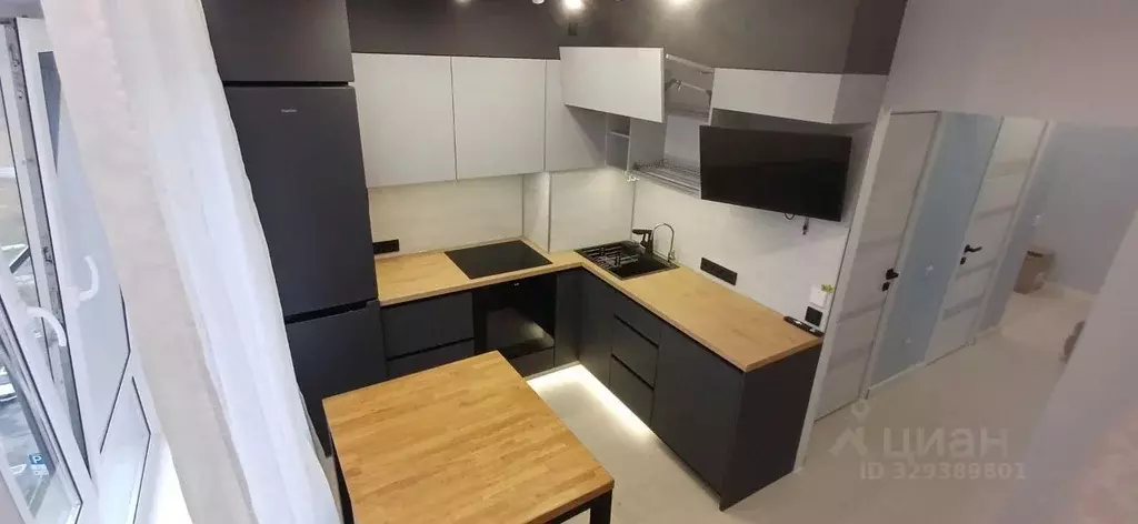 2-к кв. Ленинградская область, Гатчина бул. Авиаторов, 9 (52.2 м) - Фото 1