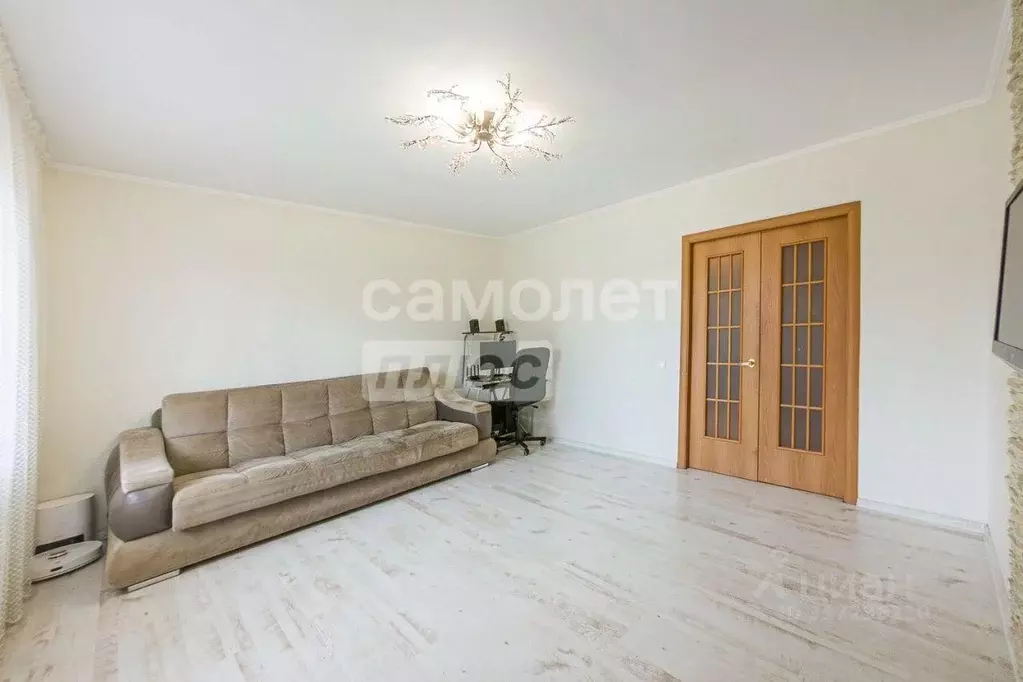 Квартира, 3 комнаты, 74.8 м - Фото 0