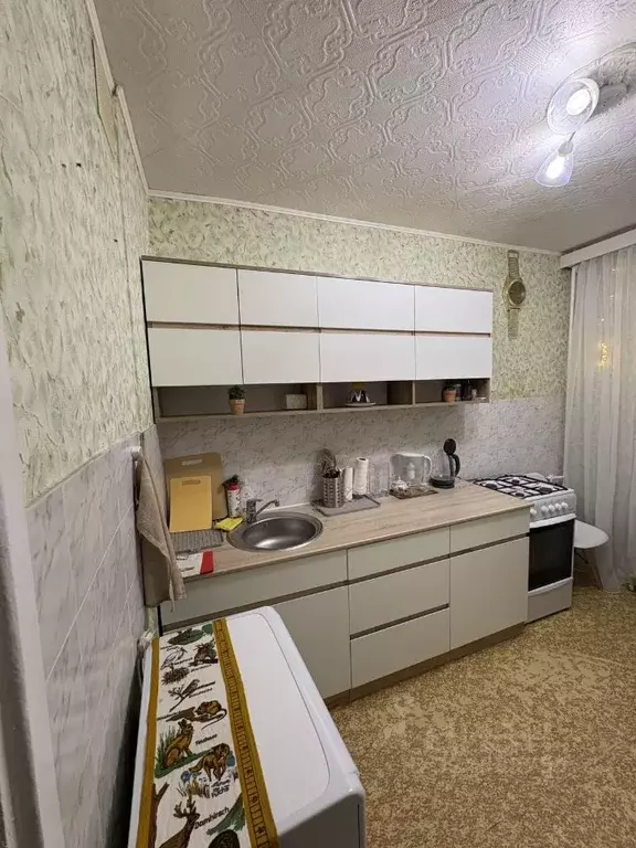 3-к кв. Вологодская область, Череповец Олимпийская ул., 9А (75.0 м) - Фото 1