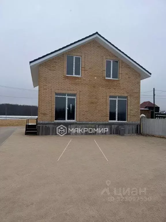 Дом в Брянская область, Карачев ул. Худяковой (120 м) - Фото 1