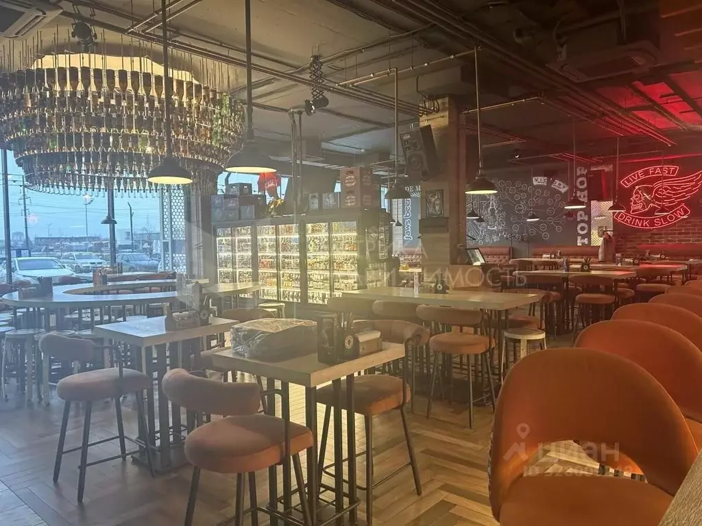 Помещение свободного назначения в Тюменская область, Тюмень ул. ... - Фото 1