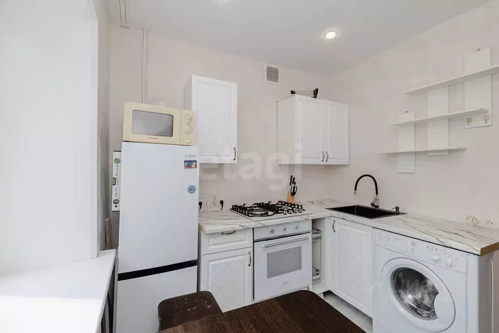 1-к кв. Свердловская область, Екатеринбург пер. Переходный, 2 (31.6 м) - Фото 2