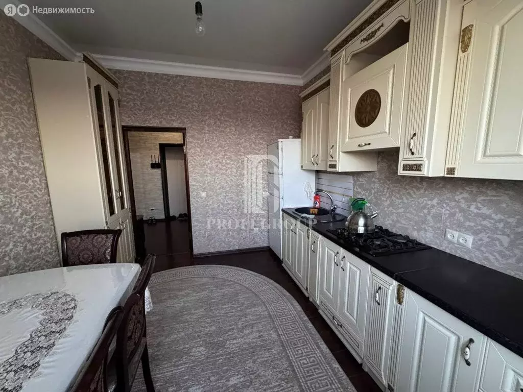 2-комнатная квартира: Махачкала, 1-я Рассветная улица, 10Г (60 м) - Фото 1