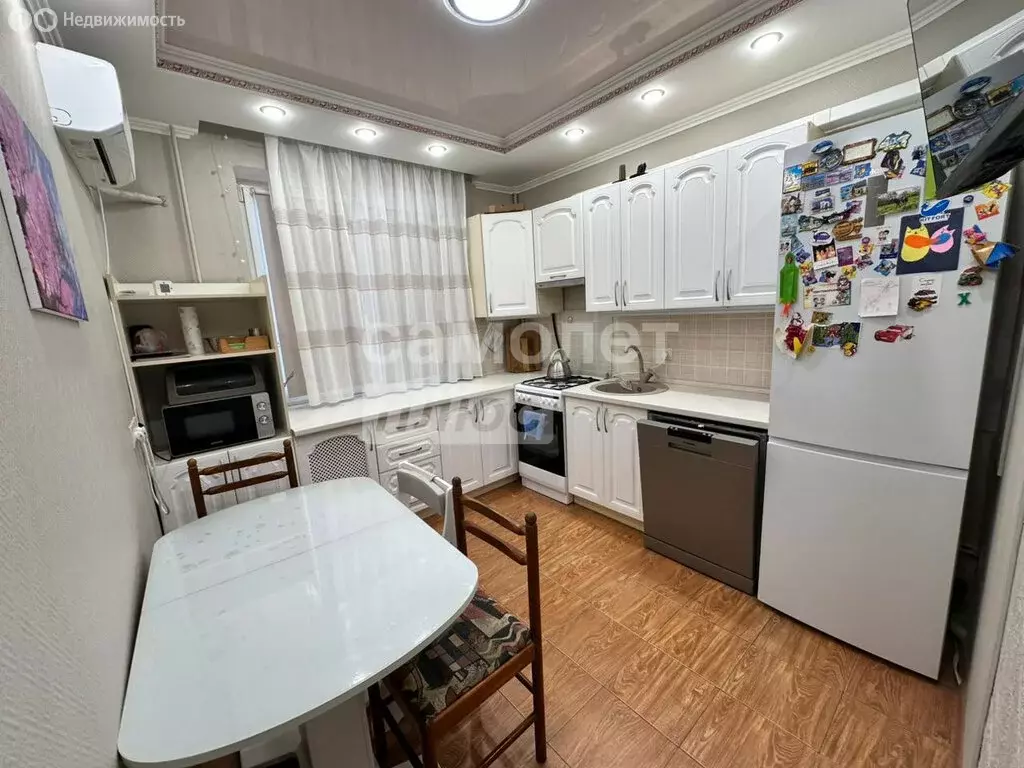 3-комнатная квартира: Анапа, улица Ленина, 181 (66.1 м) - Фото 2