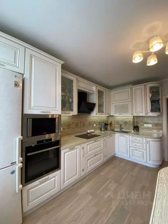 3-к кв. Свердловская область, Екатеринбург ул. Шаумяна, 87/2 (98.2 м) - Фото 2