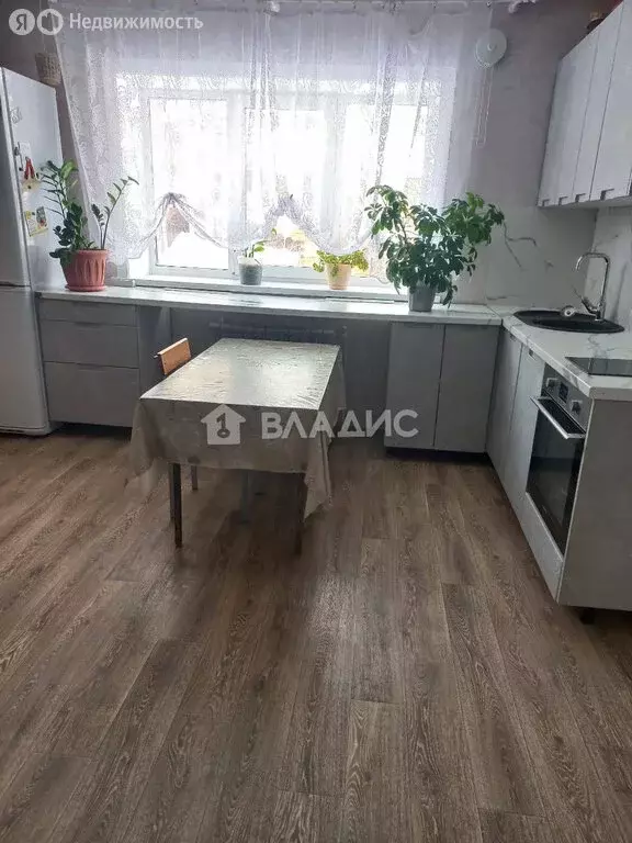 Дом в Иркутский муниципальный округ, рабочий посёлок Маркова, посёлок ... - Фото 0