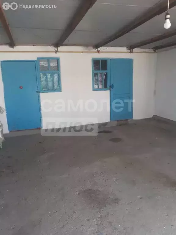 Дом в Первомайское сельское поселение, село Красное (68.6 м) - Фото 2