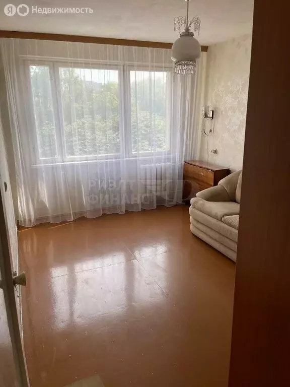 3-комнатная квартира: Калининград, улица 9 Апреля, 40 (63.6 м) - Фото 1