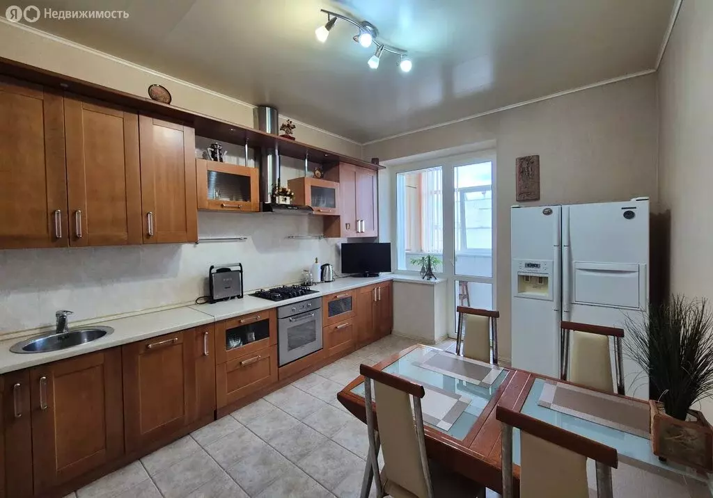 3-комнатная квартира: Брянск, переулок Пилотов, 2 (110 м) - Фото 1