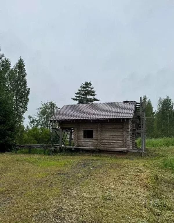 Дом в Ленинградская область, Тихвинский район, Цвылевское с/пос, д. ... - Фото 1