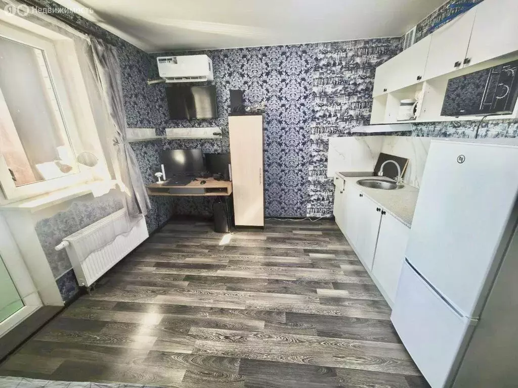 Квартира-студия: Батайск, улица Половинко, 280/3к1 (24.5 м) - Фото 0