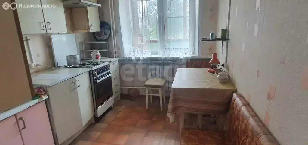 3-комнатная квартира: Бежецк, Остречинская улица, 7 (57.2 м) - Фото 1