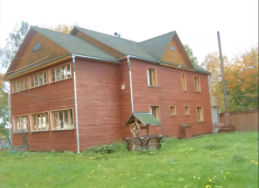 Дом в Вологодская область, Кириллов ул. Горького, 25 (180 м) - Фото 2