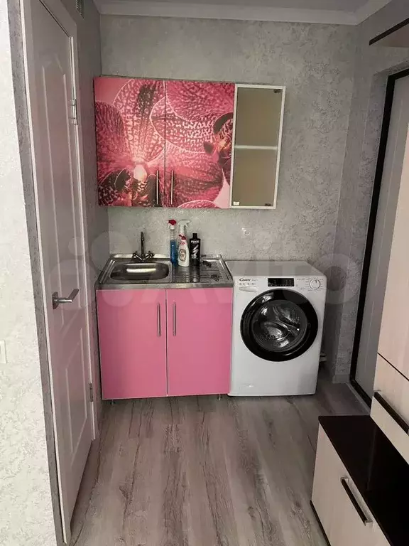 Комната 17 м в 1-к., 1/9 эт. - Фото 0