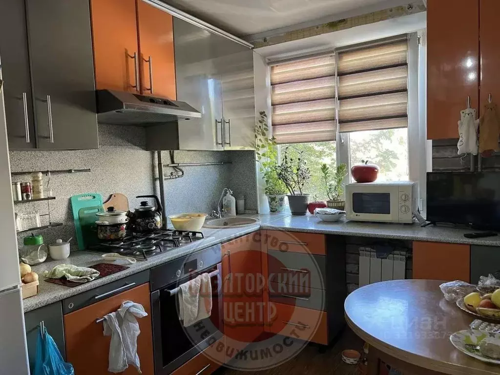 4-к кв. Белгородская область, Белгород ул. Щорса, 2а (60.8 м) - Фото 1