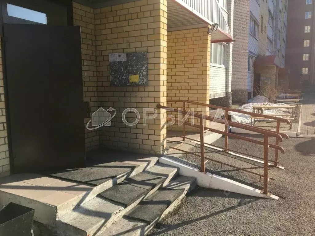 1-к кв. Тюменская область, Тюмень бул. Бориса Щербины, 16 (27.7 м) - Фото 2