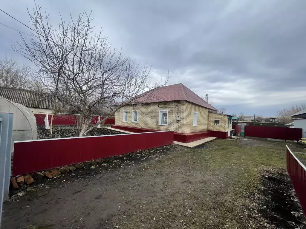 Дом в Татарстан, с. Ютаза ул. Камалеева, 2 (64 м) - Фото 1