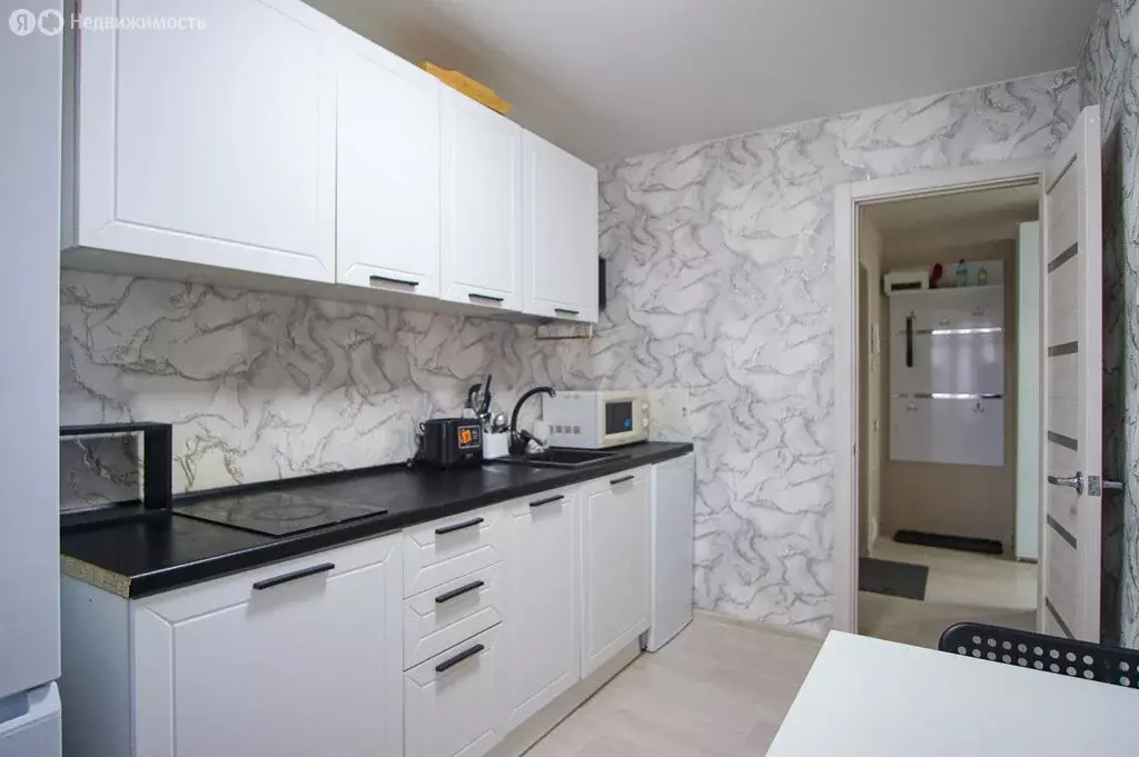 3-комнатная квартира: Екатеринбург, улица Фурманова, 125 (62 м) - Фото 2