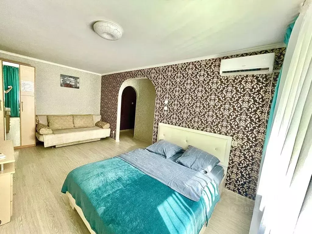1-к кв. Тюменская область, Тюмень Заводская ул., 2 (40.0 м) - Фото 1