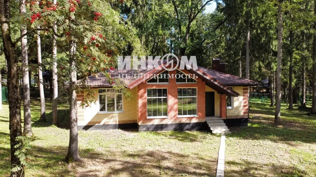 Дом в Московская область, Мытищи городской округ, д. Голенищево ул. ... - Фото 1
