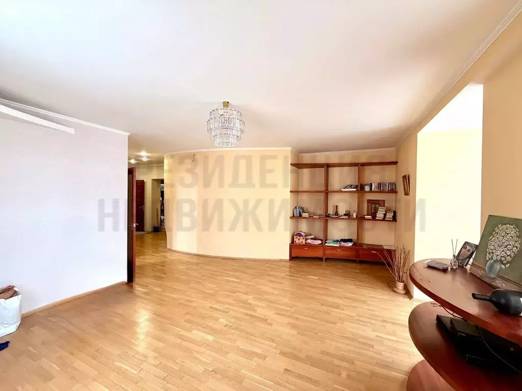 4-комнатная квартира: Самара, улица Лейтенанта Шмидта, 24 (120.4 м) - Фото 1