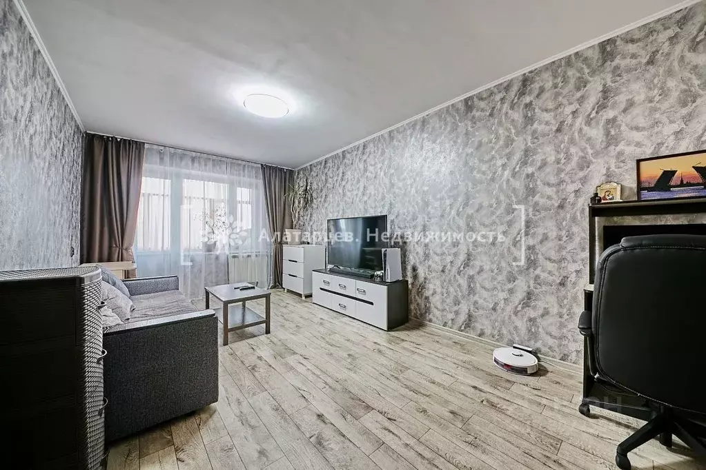 2-к кв. Томская область, Томск просп. Мира, 27 (54.4 м) - Фото 1