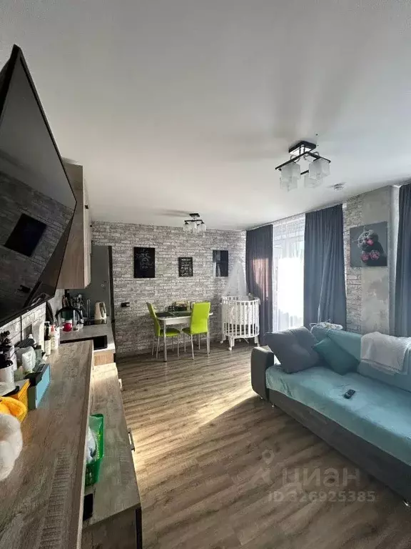 Студия Красноярский край, Красноярск Ключевская ул., 83 (28.8 м) - Фото 1