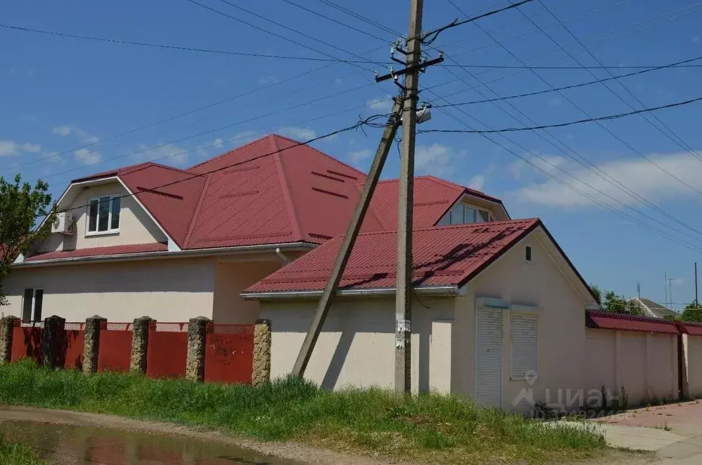 Дом в Краснодарский край, Усть-Лабинск ул. Зои Космодемьянской, 201 ... - Фото 2