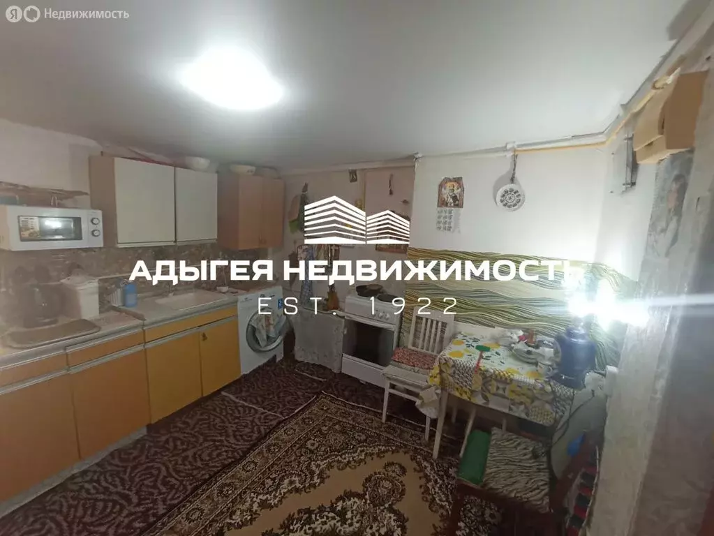 2-комнатная квартира: Майкоп, улица Пушкина, 240 (28 м) - Фото 1