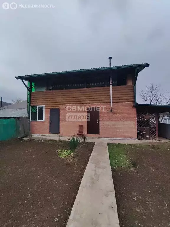 Дом в посёлок Октябрьский, улица Конституции, 3 (145 м) - Фото 1