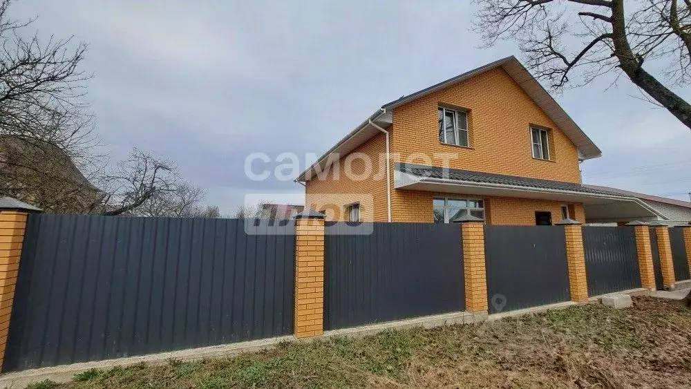 Дом в Смоленская область, Смоленск ул. 2-я Мичуринская, 14 (170 м) - Фото 1