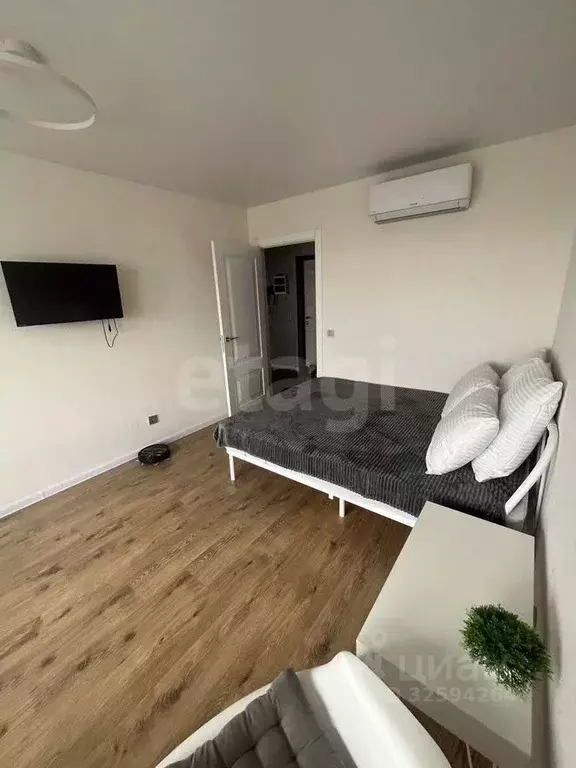 1-к кв. Удмуртия, Ижевск Парковая ул., 5А (36.0 м) - Фото 1