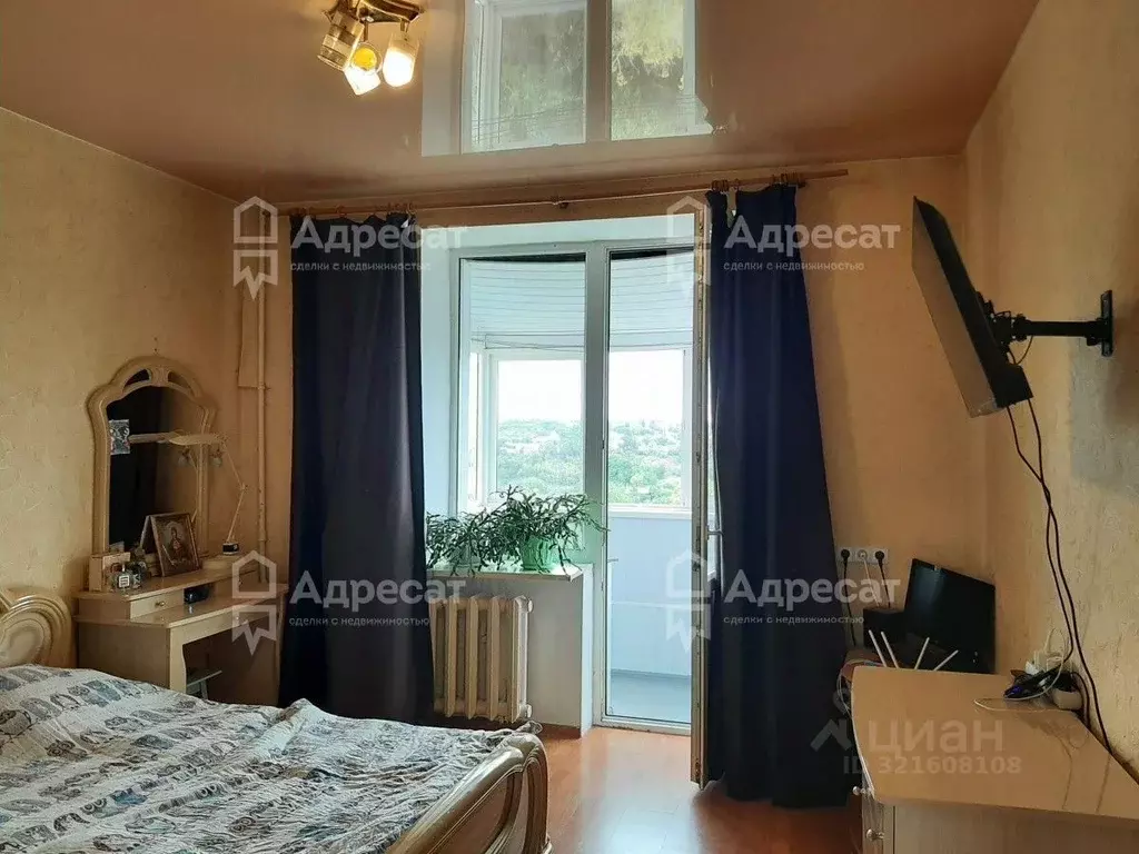 3-к кв. Волгоградская область, Волгоград ул. Дегтярева, 45 (75.6 м) - Фото 1