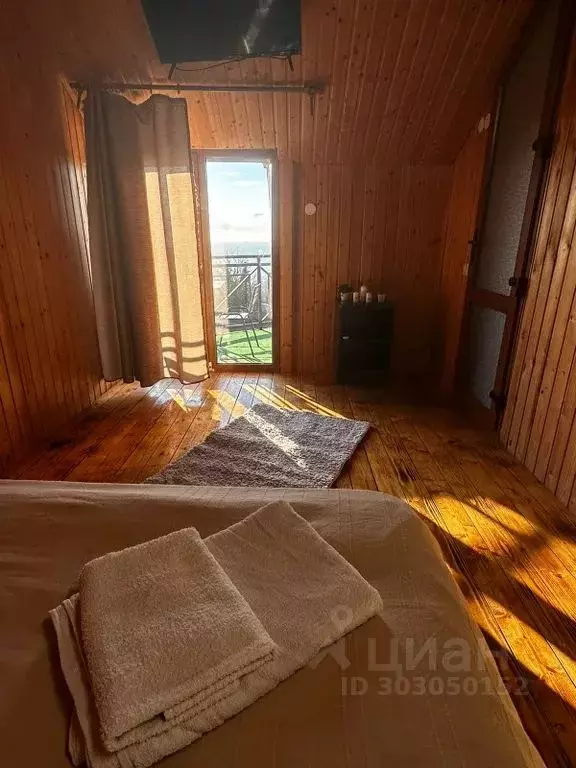 Комната Краснодарский край, Сочи ул. Юности, 3 - Фото 1