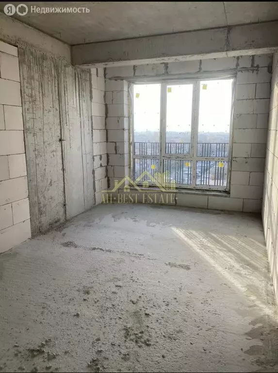 3-комнатная квартира: Владикавказ, улица Зураба Магкаева, 6Б (91 м) - Фото 2