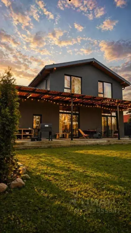 Коттедж, 225 м - Фото 1