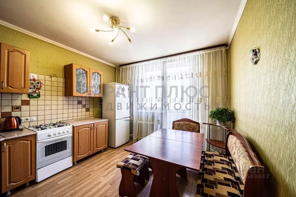 2-к кв. Липецкая область, Липецк ул. Фрунзе, 30 (65.0 м) - Фото 0