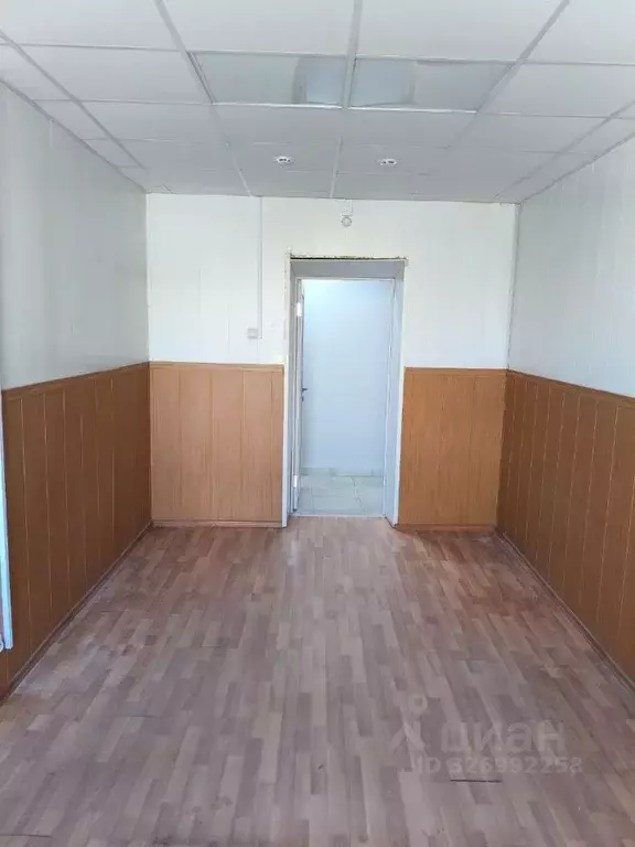 Офис в Тюменская область, Тюмень ул. Клары Цеткин, 14 (16 м) - Фото 2