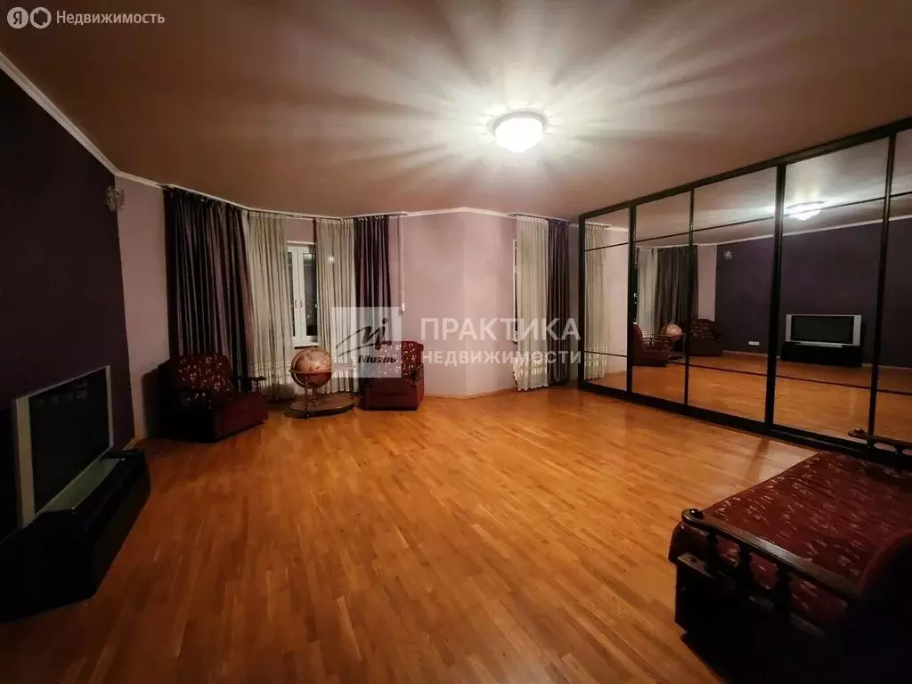 3-комнатная квартира: Москва, улица Короленко, 5 (125 м) - Фото 1