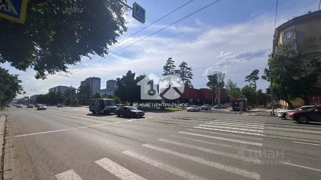 Торговая площадь в Новосибирская область, Новосибирск ул. Богдана ... - Фото 1