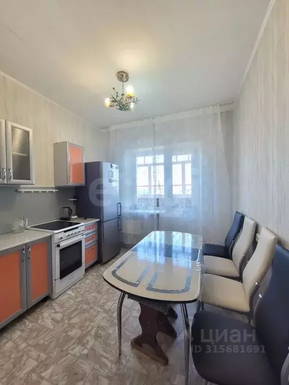 2-к кв. Ханты-Мансийский АО, Нижневартовск Пермская ул., 9 (54.0 м) - Фото 0