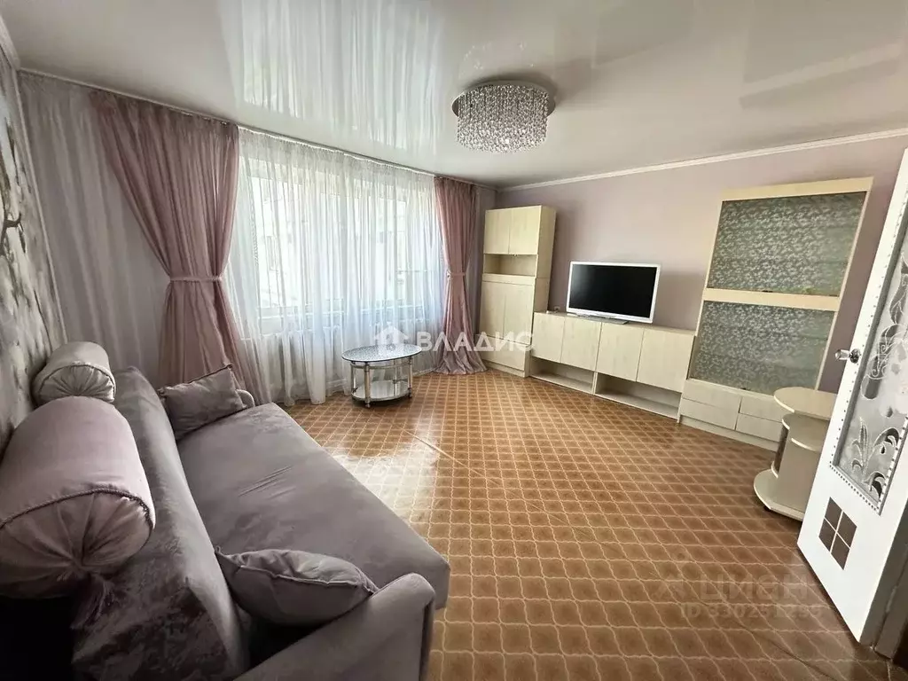 3-к кв. Татарстан, Нижнекамск ул. Сююмбике, 63 (66.0 м) - Фото 1