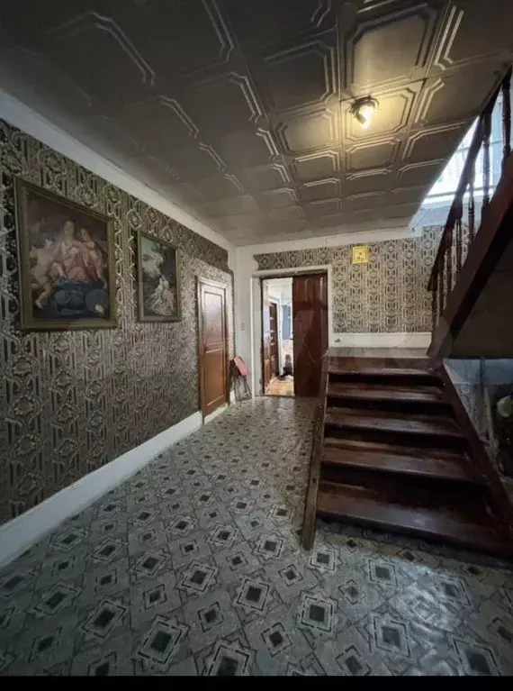 Дом в Астраханская область, Наримановский район, с. Старокучергановка  ... - Фото 1